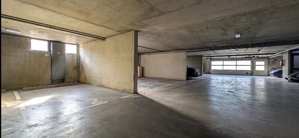 Verhuurd: Ring 229-20, 3343 CP Hendrik-Ido-Ambacht Ring Hendrik Ido Ambacht parkeerplaats te huur foto 7.JPG